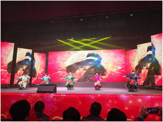 大中公司組織觀看市自然資源局“奮進新時代 共圓中國夢”文藝彙演